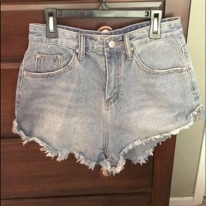 -Jean shorts